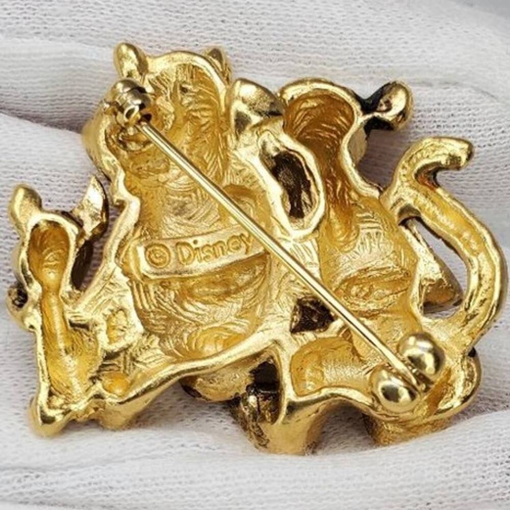 Vintage Disney Winnie the Pooh Tigger Piglet Gold Brooch - Picture 3 of 4
